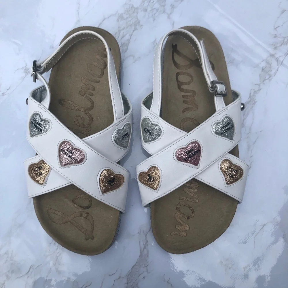 Sam Edelman girl’s Bethel Kandi white heart crisscross sandal shoes size 3